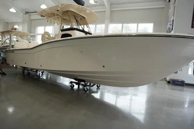 Slide: The Image of Grady-White 281 CE 2025 - 10