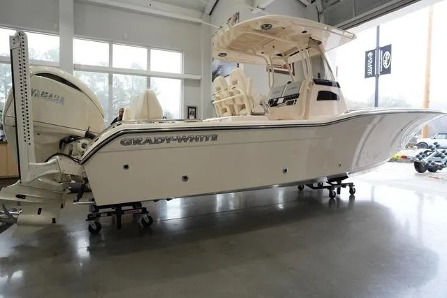 Slide: The Image of Grady-White 281 CE 2025 - 11