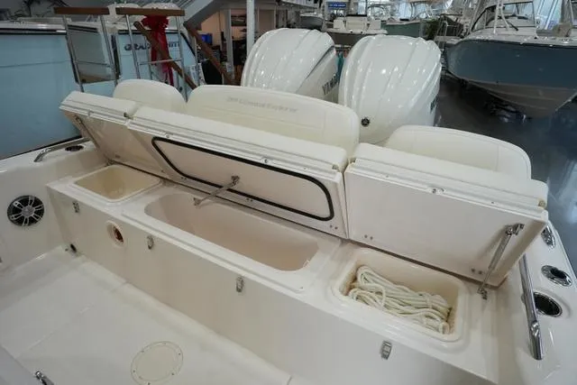 Slide: The Image of Grady-White 281 CE 2025 - 15