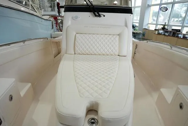 Slide: The Image of Grady-White 281 CE 2025 - 26