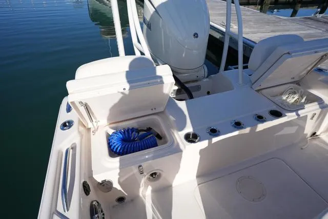 Slide: The Image of Grady-White 231 CE 2025 - 18