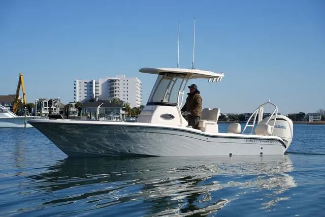 Slide: The Image of Grady-White 231 CE 2025 - 3