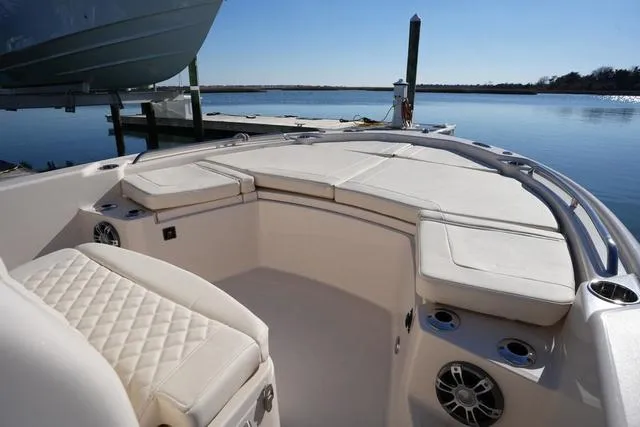 Slide: The Image of Grady-White 231 CE 2025 - 34