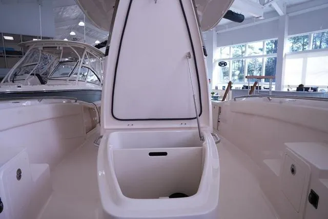 Slide: The Image of Grady-White 281 CE 2025 - 26