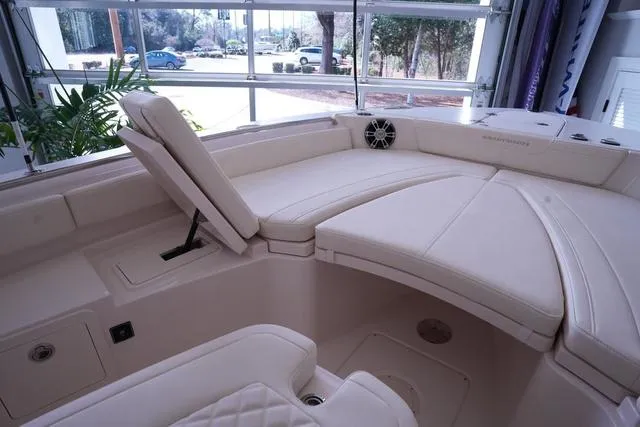 Slide: The Image of Grady-White 281 CE 2025 - 27