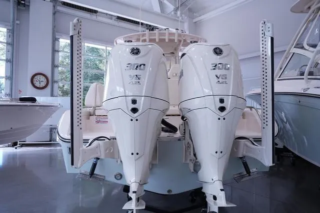 Slide: The Image of Grady-White 281 CE 2025 - 3