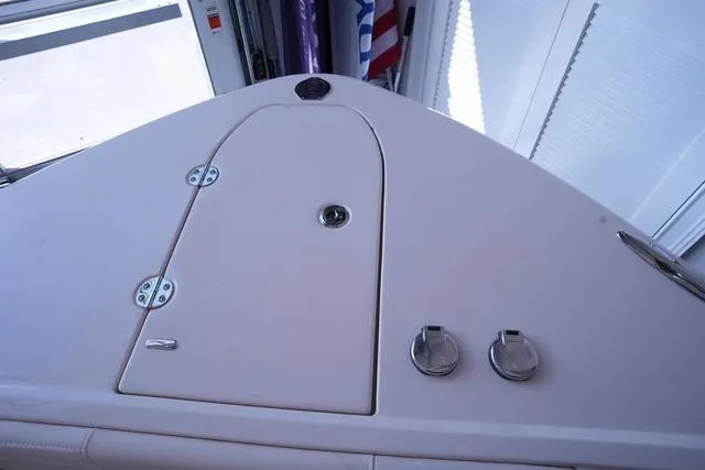 Slide: The Image of Grady-White 281 CE 2025 - 32