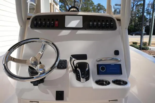 Slide: The Image of Grady-White 231 CE 2025 - 11