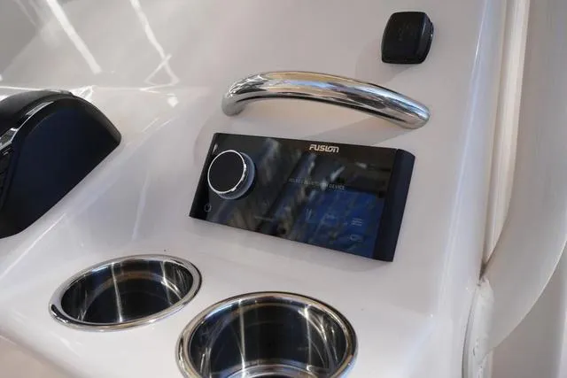 Slide: The Image of Grady-White 231 CE 2025 - 12