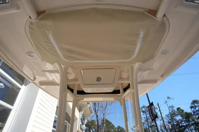 Slide: The Image of Grady-White 231 CE 2025 - 17