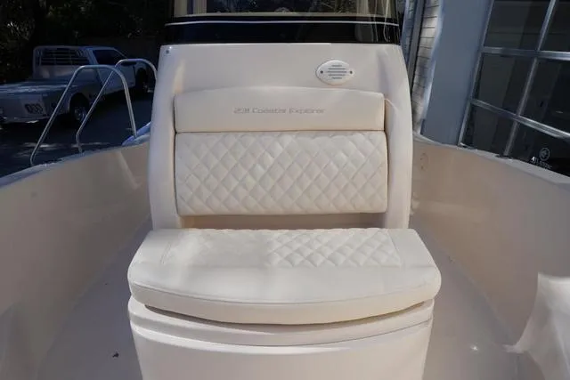 Slide: The Image of Grady-White 231 CE 2025 - 21