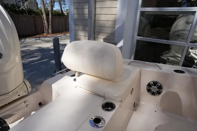 Slide: The Image of Grady-White 231 CE 2025 - 6