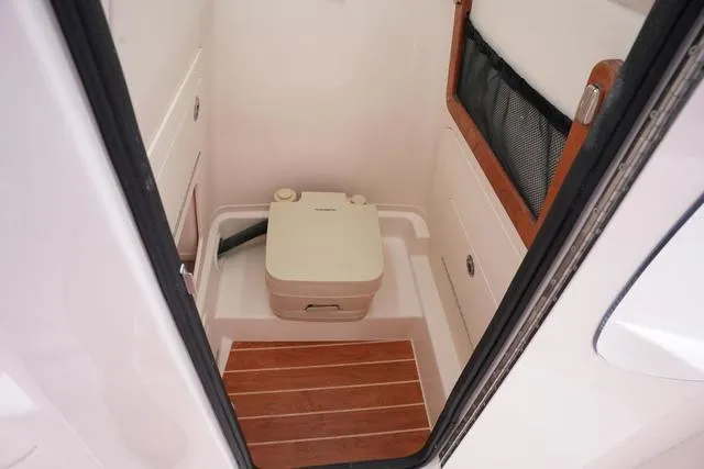 Slide: The Image of Grady-White 231 CE 2025 - 16