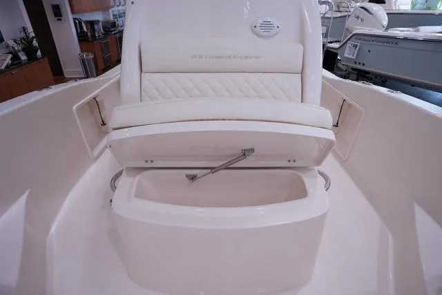 Slide: The Image of Grady-White 231 CE 2025 - 19