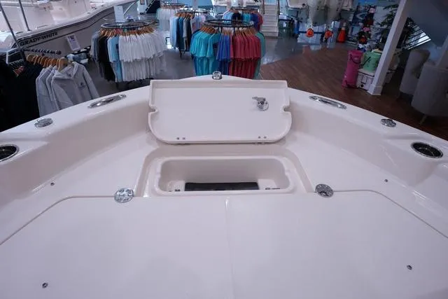 Slide: The Image of Grady-White 231 CE 2025 - 23