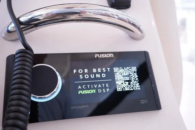 Slide: The Image of Grady-White 251 CE 2025 - 15