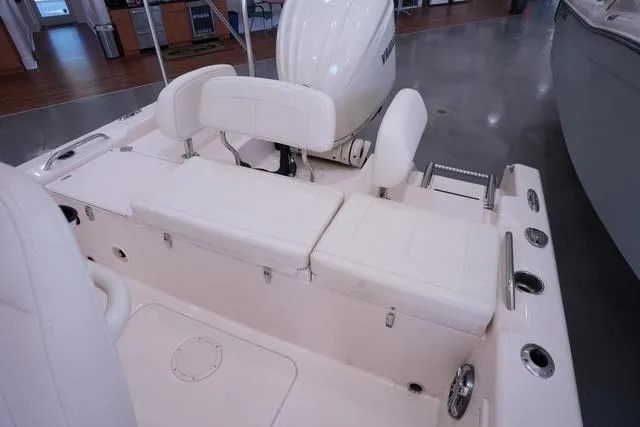 Slide: The Image of Grady-White 251 CE 2025 - 6