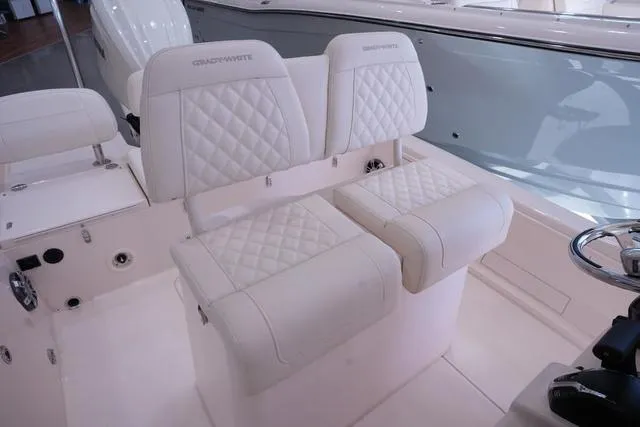 Slide: The Image of Grady-White 251 CE 2025 - 7