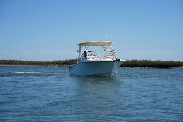 Slide: The Image of Grady-White Freedom 235 2024 - 10