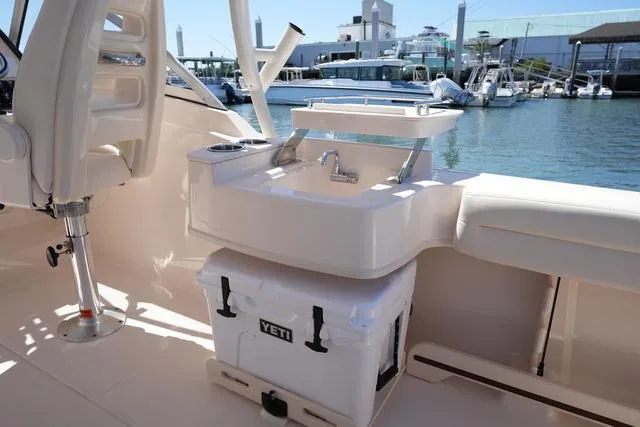 Slide: The Image of Grady-White Freedom 235 2024 - 23