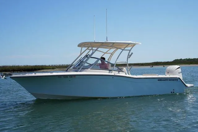 Slide: The Image of Grady-White Freedom 235 2024 - 3