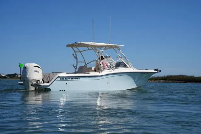 Slide: The Image of Grady-White Freedom 235 2024 - 4