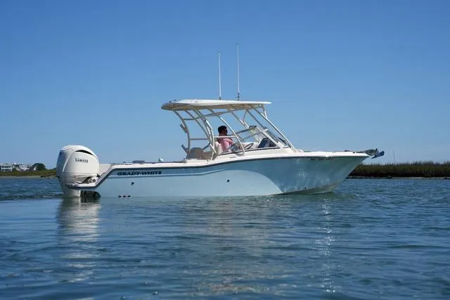 Slide: The Image of Grady-White Freedom 235 2024 - 6