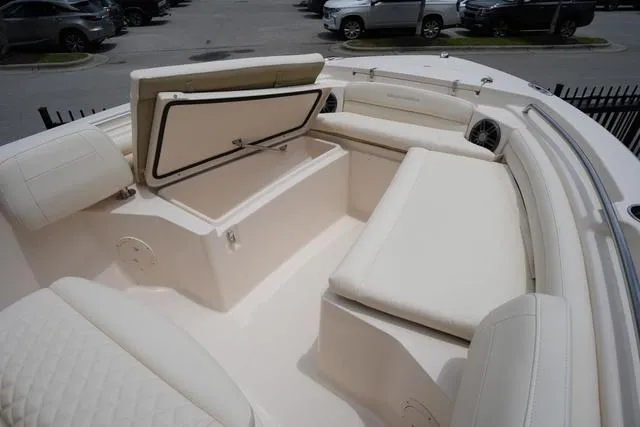 Slide: The Image of Grady-White Fisherman 216 2025 - 24