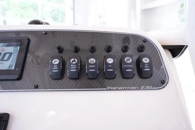 Slide: The Image of Grady-White Fisherman 236 2025 - 16