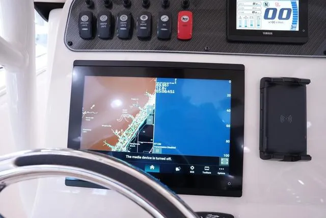 Slide: The Image of Grady-White Fisherman 236 2025 - 17