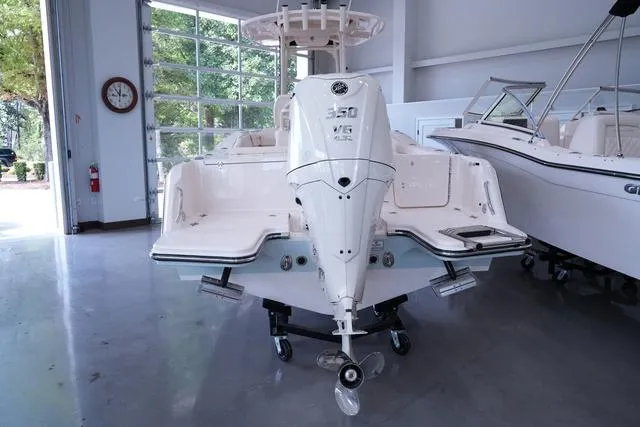 Slide: The Image of Grady-White Fisherman 236 2025 - 3