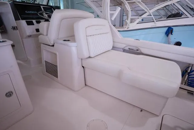 Slide: The Image of Grady-White Freedom 325 2025 - 26