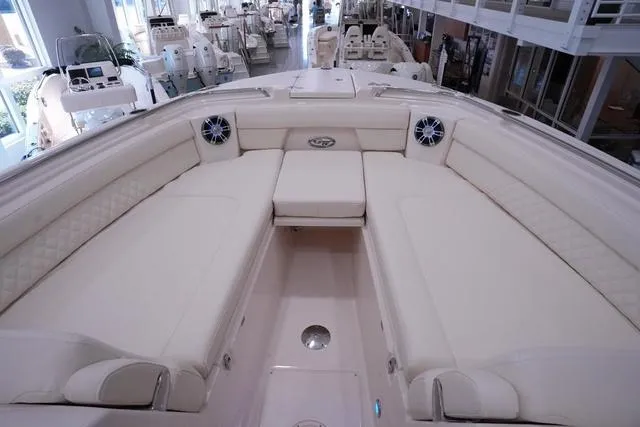 Slide: The Image of Grady-White Freedom 325 2025 - 51