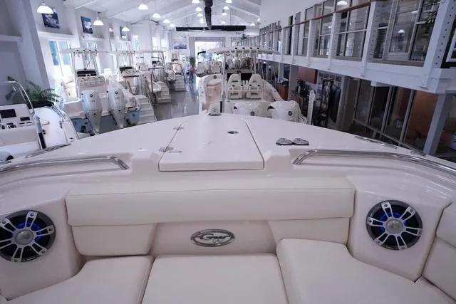 Slide: The Image of Grady-White Freedom 325 2025 - 53