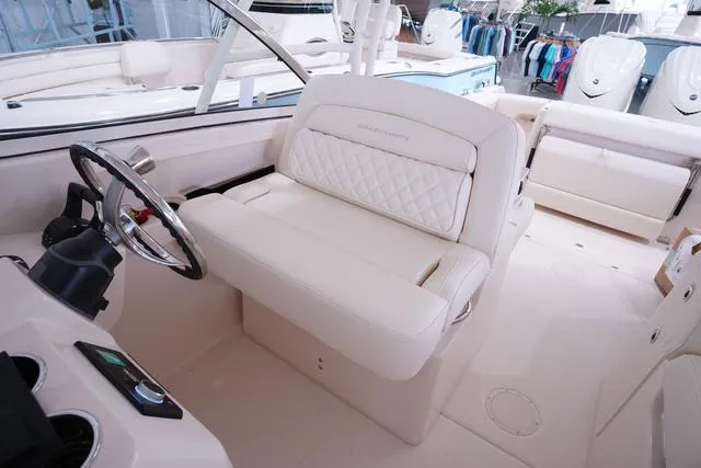 Slide: The Image of Grady-White Freedom 285 2025 - 24