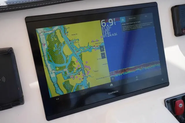 Slide: The Image of Grady-White Freedom 285 2025 - 37