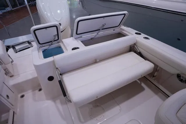 Slide: The Image of Grady-White Freedom 235 2025 - 10