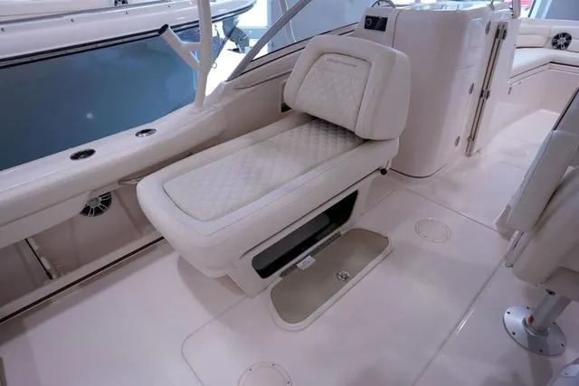 Slide: The Image of Grady-White Freedom 235 2025 - 14