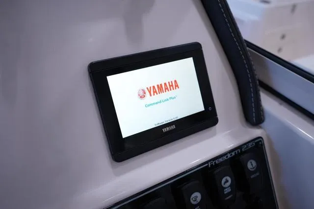 Slide: The Image of Grady-White Freedom 235 2025 - 20