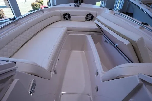 Slide: The Image of Grady-White Freedom 235 2025 - 27