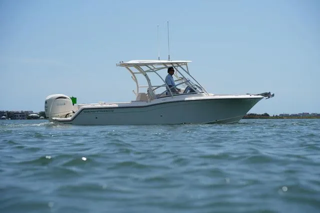 Slide: The Image of Grady-White Freedom 235 2025 - 5