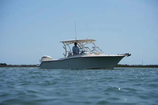 Slide: The Image of Grady-White Freedom 235 2025 - 6