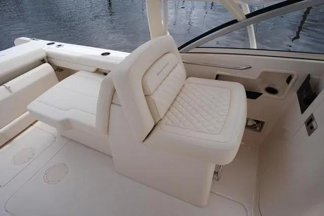 Slide: The Image of Grady-White Freedom 235 2025 - 20