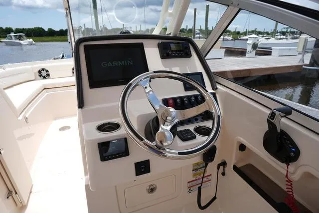 Slide: The Image of Grady-White Freedom 235 2025 - 26