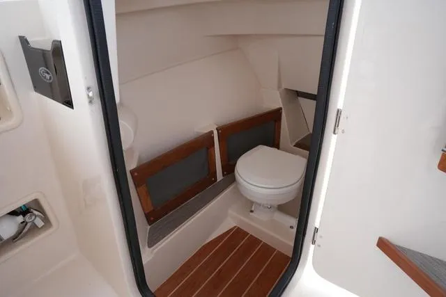 Slide: The Image of Grady-White Freedom 235 2025 - 34