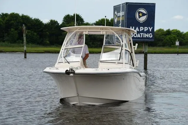 Slide: The Image of Grady-White Freedom 235 2025 - 4