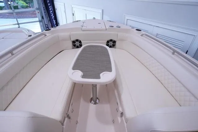 Slide: The Image of Grady-White Freedom 275 2025 - 24