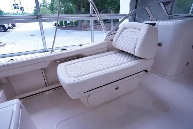 Slide: The Image of Grady-White Freedom 215 2025 - 4