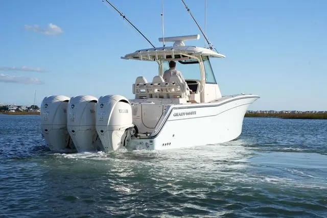 Slide: The Image of Grady-White Canyon 336 2022 - 10