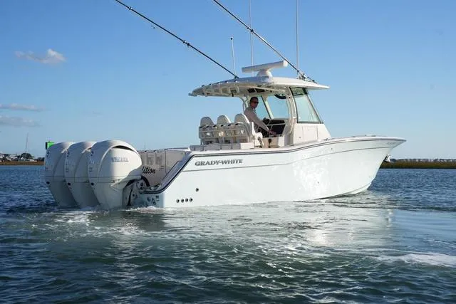 Slide: The Image of Grady-White Canyon 336 2022 - 12